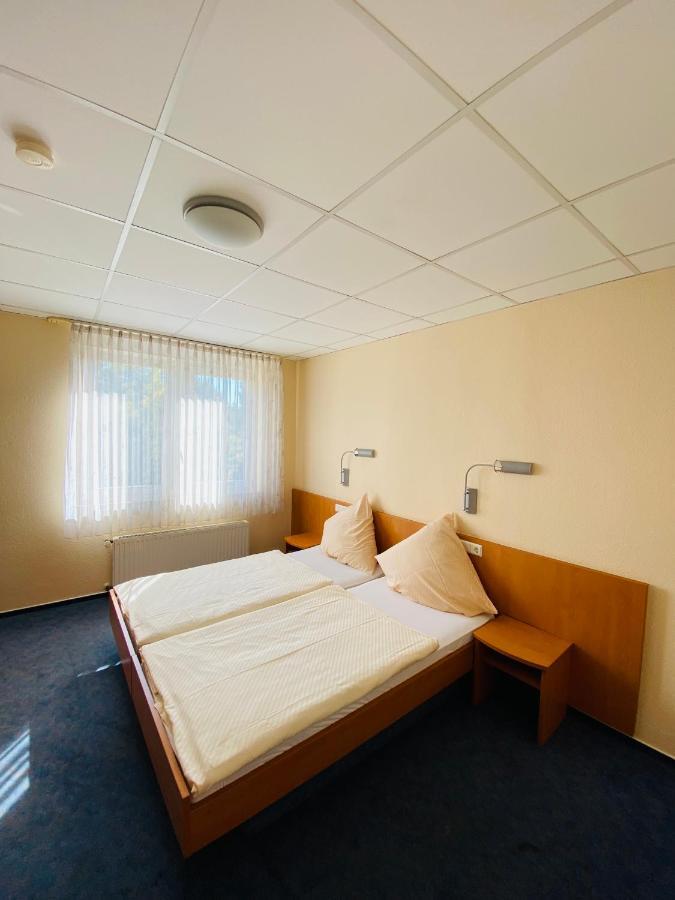 Hotel Montan Ντούισμπουργκ Εξωτερικό φωτογραφία